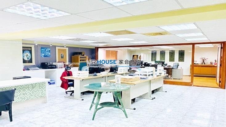 S__19693628_0.jpg
