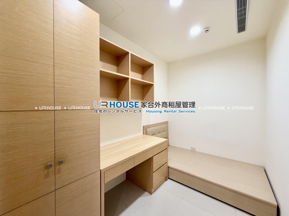 E4B1AE1F-3952-4C56-8CFE-93F7BD260B2D_0.jpg