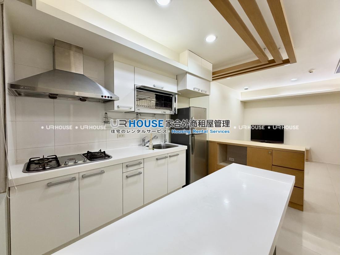 4EAD15A3-8048-4986-A8B2-6B32C96DDB72_0.jpg