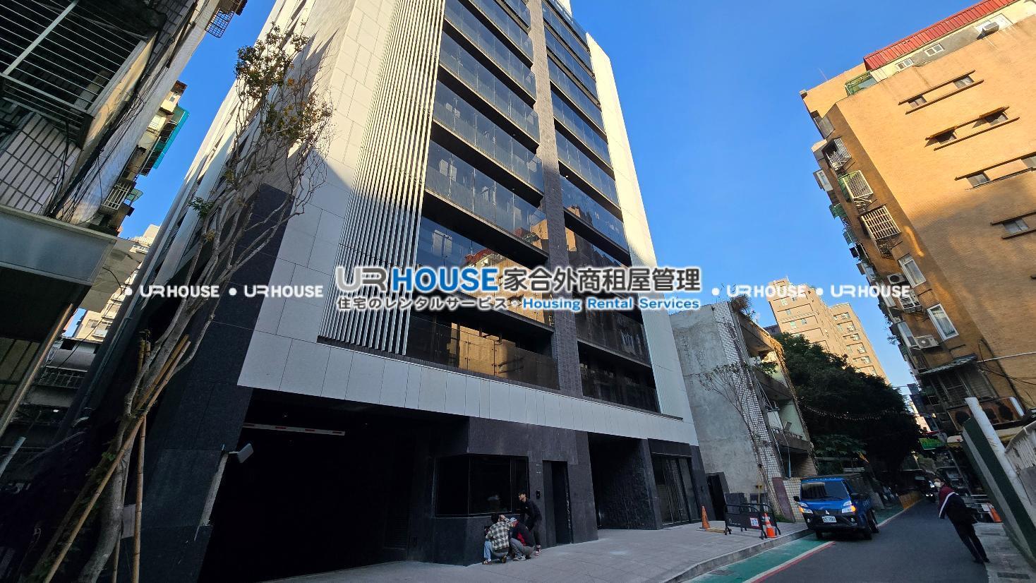 40f1b47cb27e6aec29849e91d3a0c1d8-watermarked.jpg