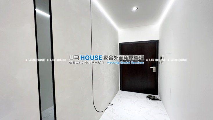 f02925baebccb3f45373c6c53a55a45f-watermarked.jpg