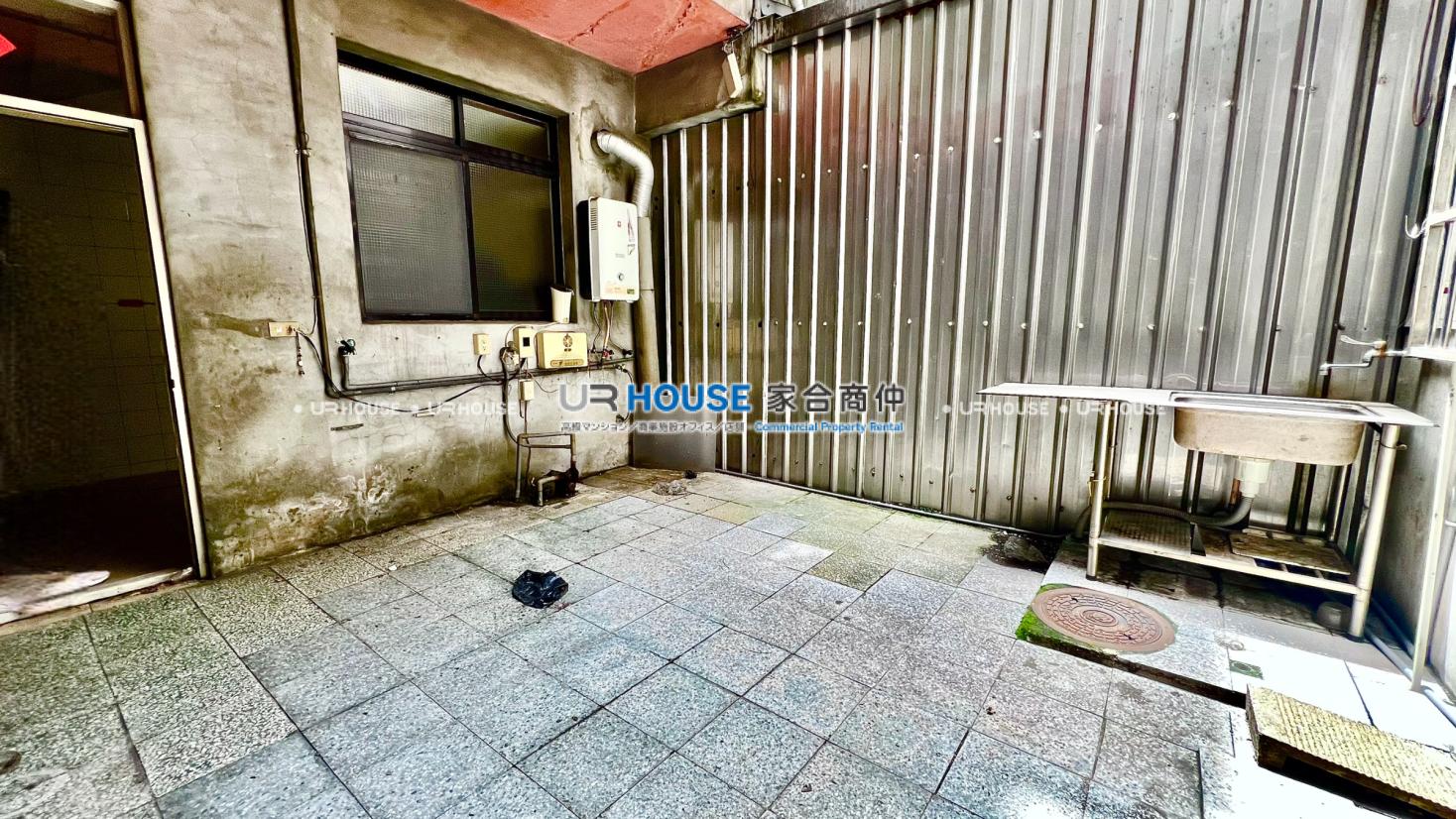 S__460455982_0-Photoroom.png