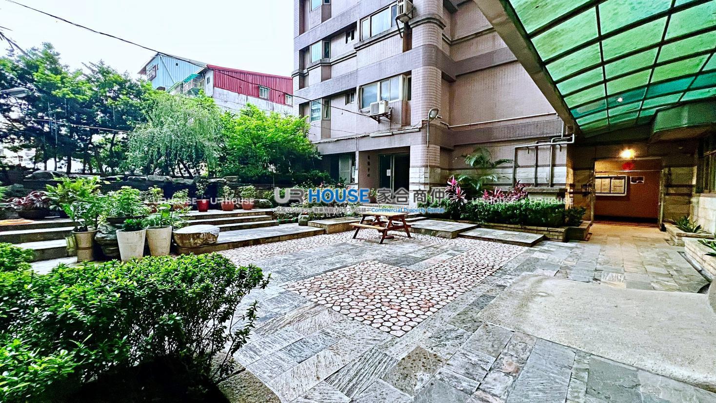 S__465362959_0.jpg