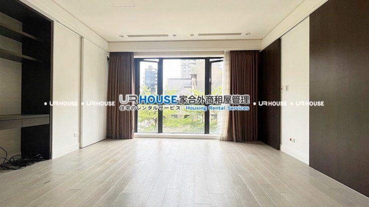 ea5278e5ad2dac442311fcb2a46f22b4-watermarked.jpg