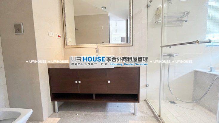 310aa20b770ea7a6d4225ee3fb5d9b95-watermarked.jpg