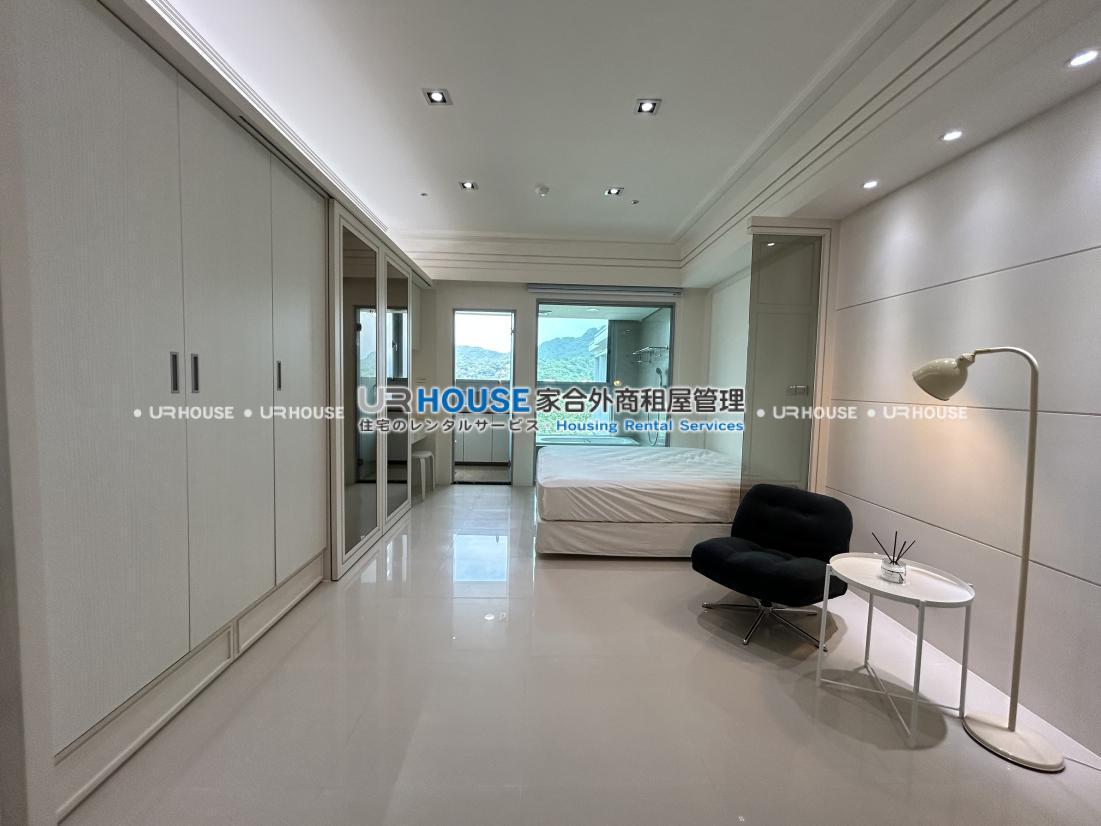 86ED8802-0EBF-4DDB-AD2F-AB79C9AE1F2A.jpg