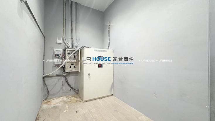 S__71663732_0.jpg