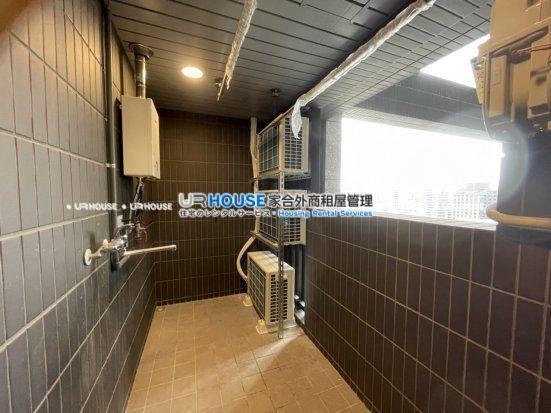 d1aa52a1ac140fe3bbdcd8d96dd39680-watermarked.jpg