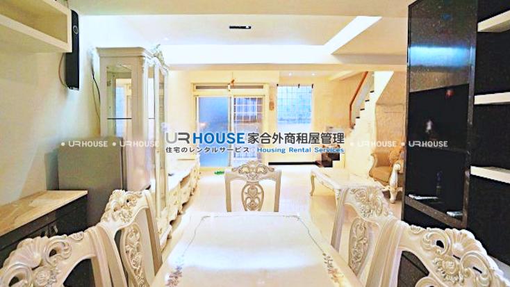 1cdbc1bc087ab0b57f2164636e81afe0-watermarked-Photoroom.png