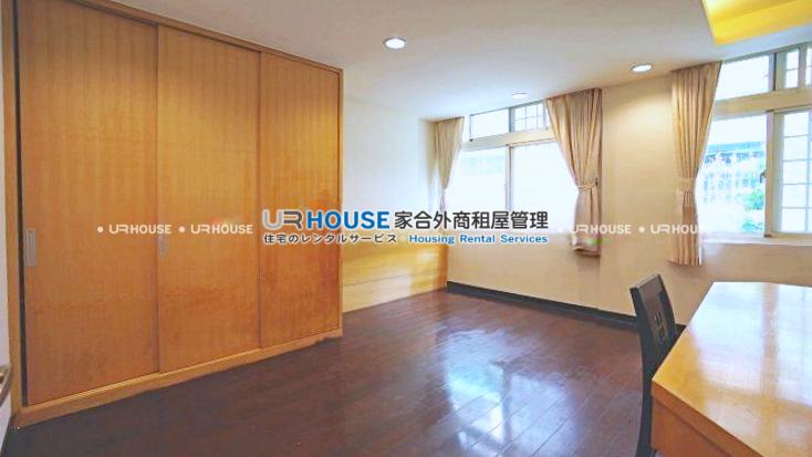 5a59b9cd975c8781d6e4a3699f32b4e9-watermarked-Photoroom.png