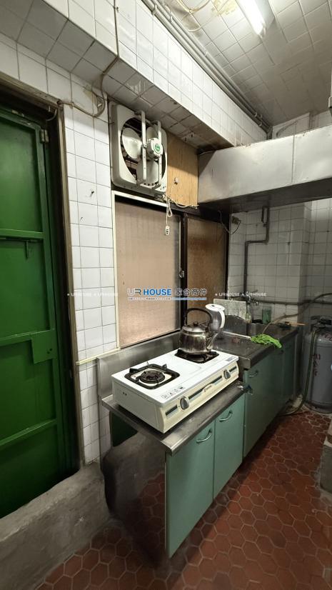 S__1966218_0.jpg
