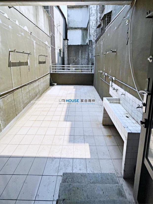 下載 (10)-Photoroom.png