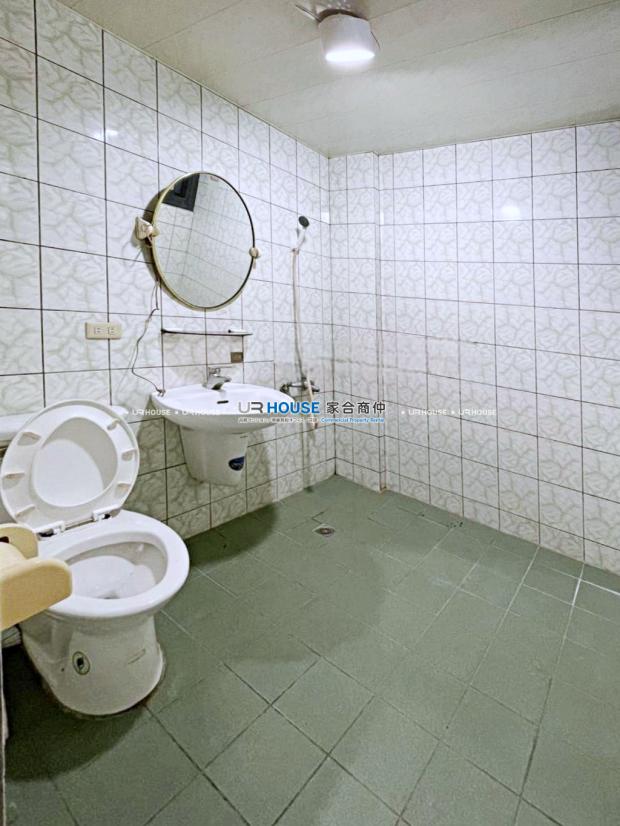 下載 (11)-Photoroom.png