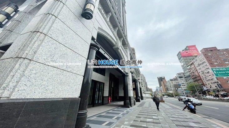 6a40c7d8ed78d4450de020fb1c3ce5ab-watermarked.jpg