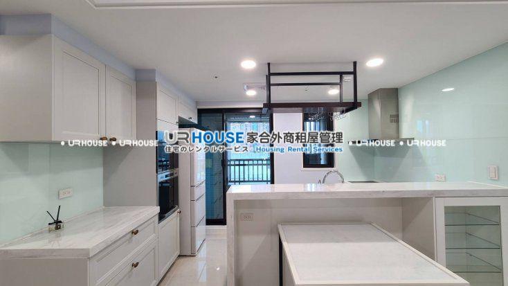 27514d3faff70ff8c6699fda35d987ce-watermarked.jpg