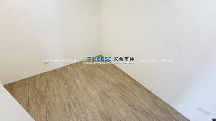 S__25256094_0.jpg