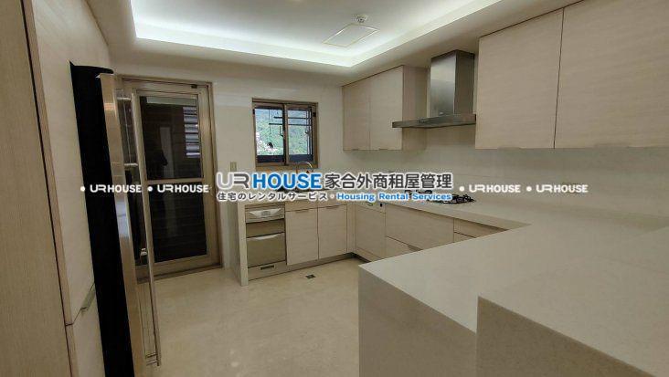 f54c79328654781eba3e2d5180560e13-watermarked.jpg
