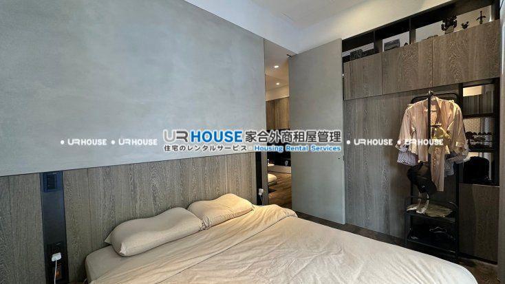 e8d951b6c7c7f5bddb4315832f8f938c-watermarked.jpg
