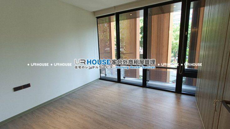 7cd82beea4a9dd2659f3f4d88308919b-watermarked.jpg