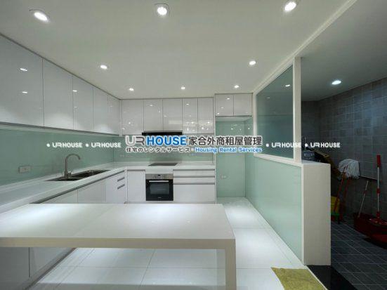 57deb7fdafed9f1a6023c99261794321-watermarked.jpg