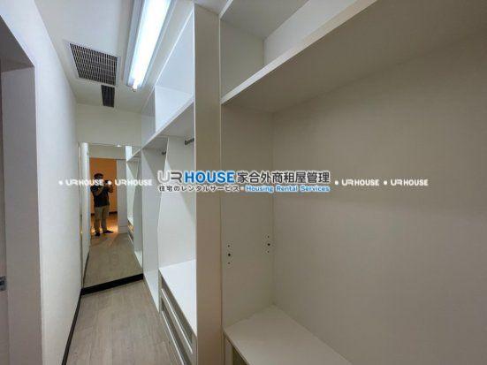 16e9384f8242d300bfeea0d1b66a4865-watermarked.jpg