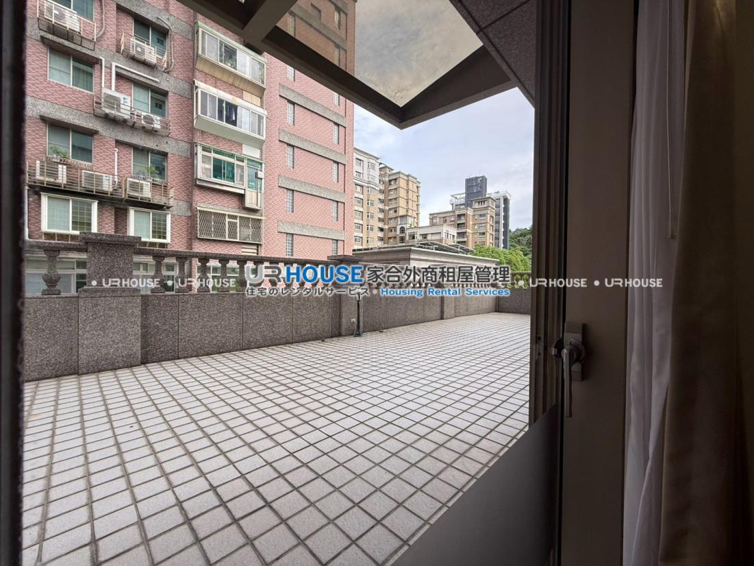 LINE_ALBUM_皇鼎麗園3-士東路266巷15弄3號3F_260827_9.jpg