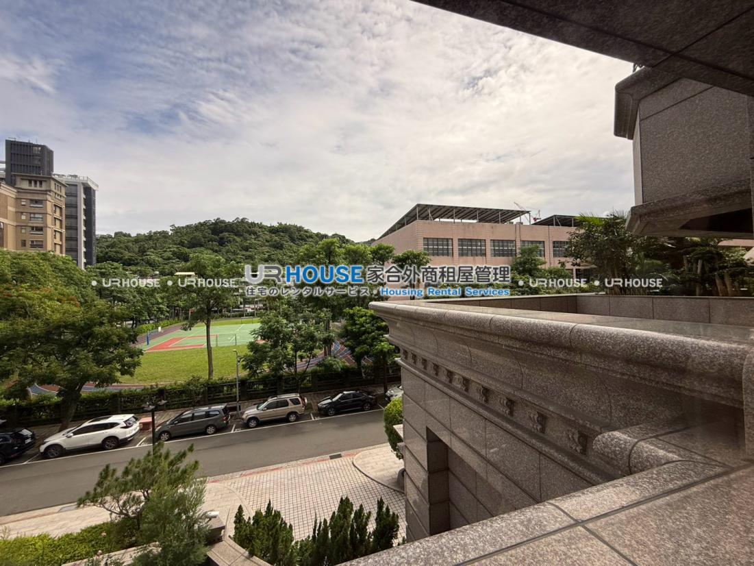LINE_ALBUM_皇鼎麗園3-士東路266巷15弄3號3F_260827_24.jpg