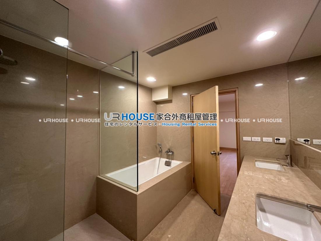 LINE_ALBUM_忠義街0801_260731_20.jpg