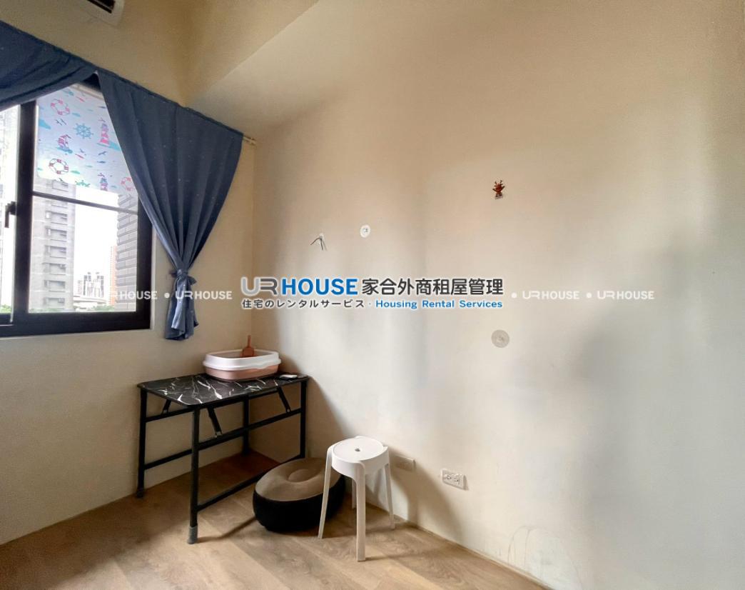 LINE_ALBUM_新版plus_260829_4.jpg
