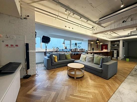 messageImage_1787566616450_0.jpg