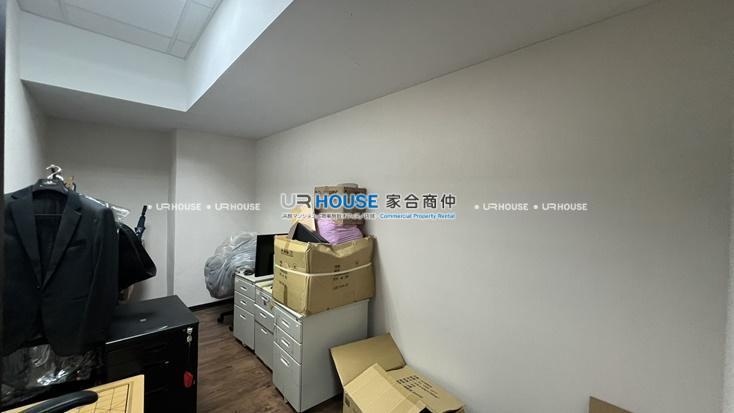 S__223739955_0.jpg
