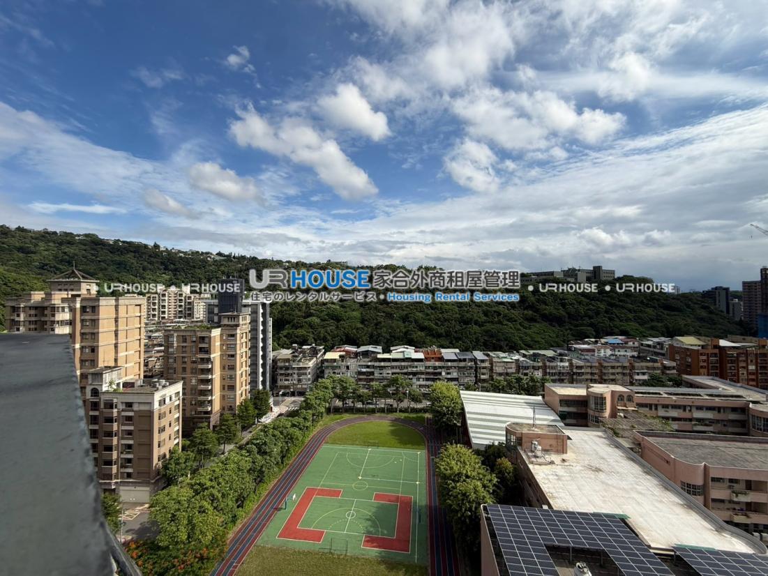LINE_ALBUM_皇鼎麗園3-士東路266巷15弄3號15F_260827_42.jpg