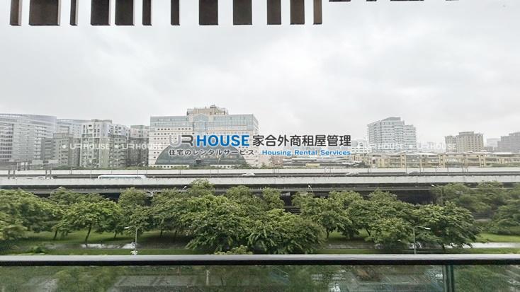 S__77889587_0.jpg