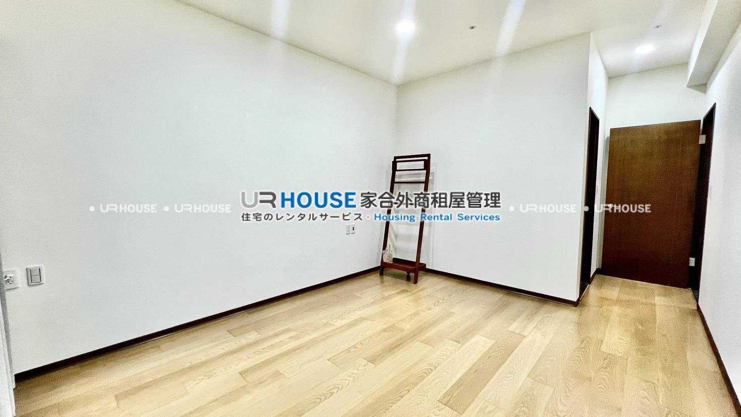 54ac004cb142bb9d9849f202.jpg