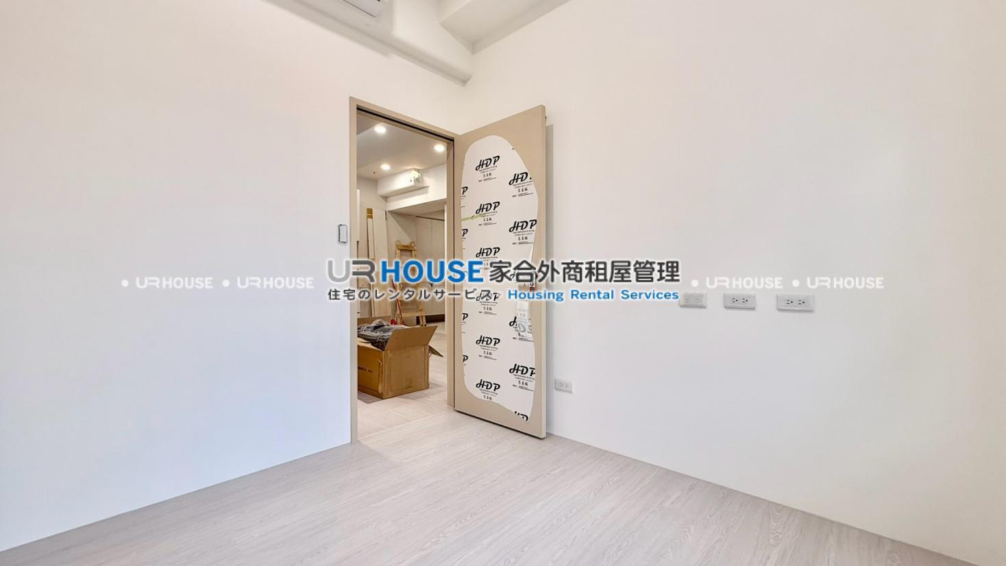 LINE_ALBUM_67_261027_1.jpg