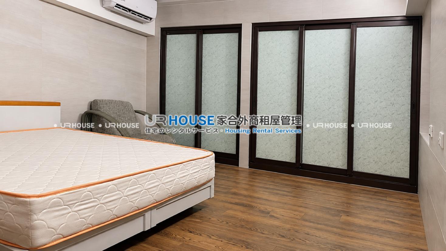 09_bedroom-reverse.jpg